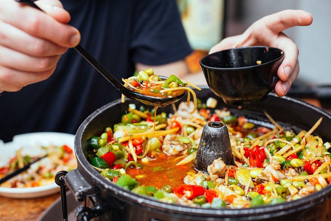The Award-Winning PRIVATE Food Tour: 10 Tastings of 3 Cultures - Kampong Glam: Begin with Malay and Muslim Singapore