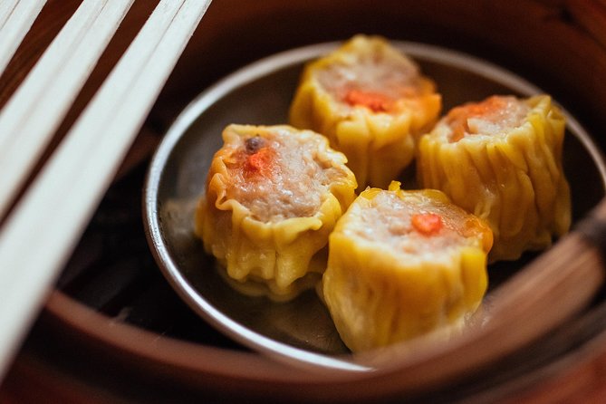 The Award-Winning PRIVATE Food Tour: 10 Tastings of 3 Cultures - Guide quality matters more than the menu