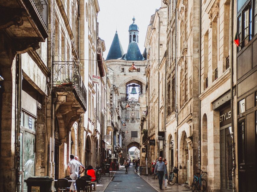 The Ultimate Bordeaux Food Tour: Full Meal & Fine Wines - Why this Bordeaux food tour works so well