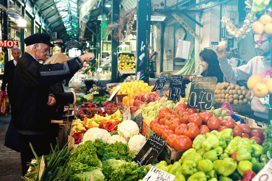 Thessaloniki: Open Market Food Tour with Tasting - More than food: folk art and local shops
