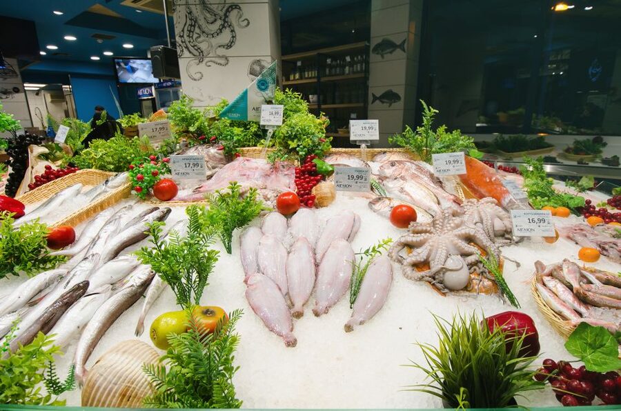 Thessaloniki: Open Market Food Tour with Tasting - How the guide affects the experience