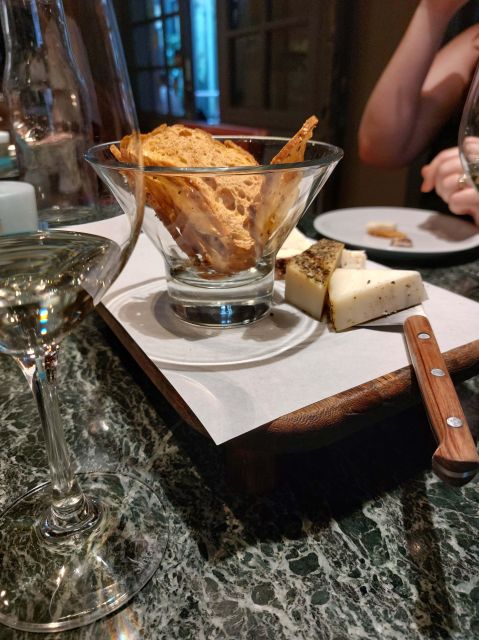 Thessaloniki: Small-Group Wine Tasting Tour with Appetizers - Starting in Aristotelous Square