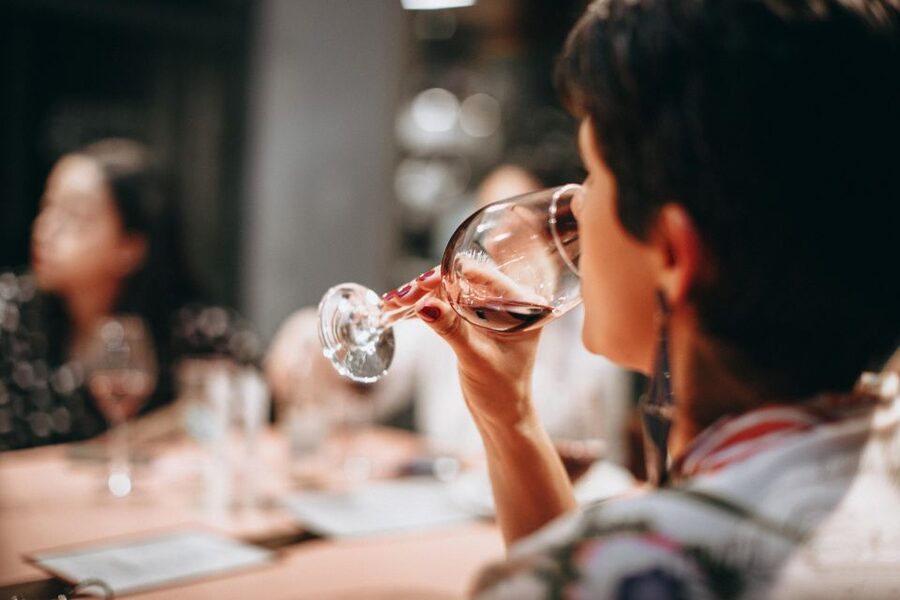 Thessaloniki: Small-Group Wine Tasting Tour with Appetizers - The first bar: A gentle introduction to Greek wine