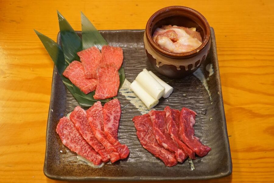 Tokyo: Night Foodie Tour in Shinjuku - What the guides add to the night