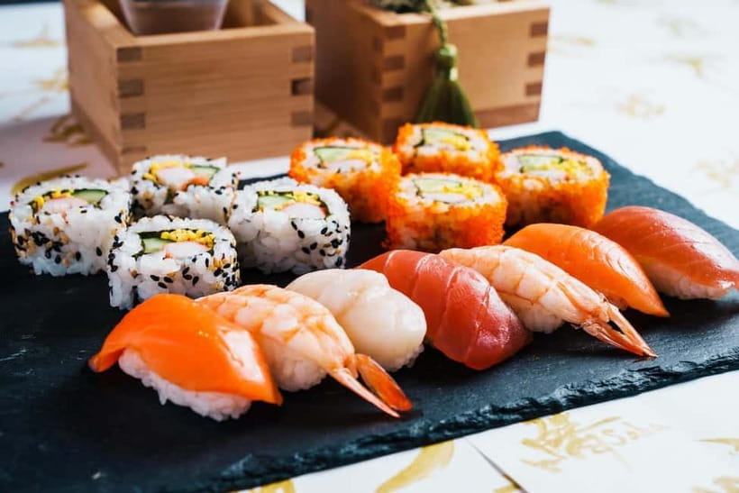 Tokyo: Roll and Authentic Sushi Making Class in Asakusa - Why this Asakusa sushi class works so well