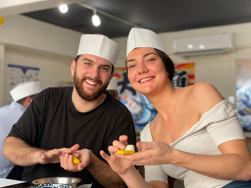 Tokyo: Sushi Making with Pro Chef & Tsukiji Fish Market Tour - Why the Small Group Makes a Difference