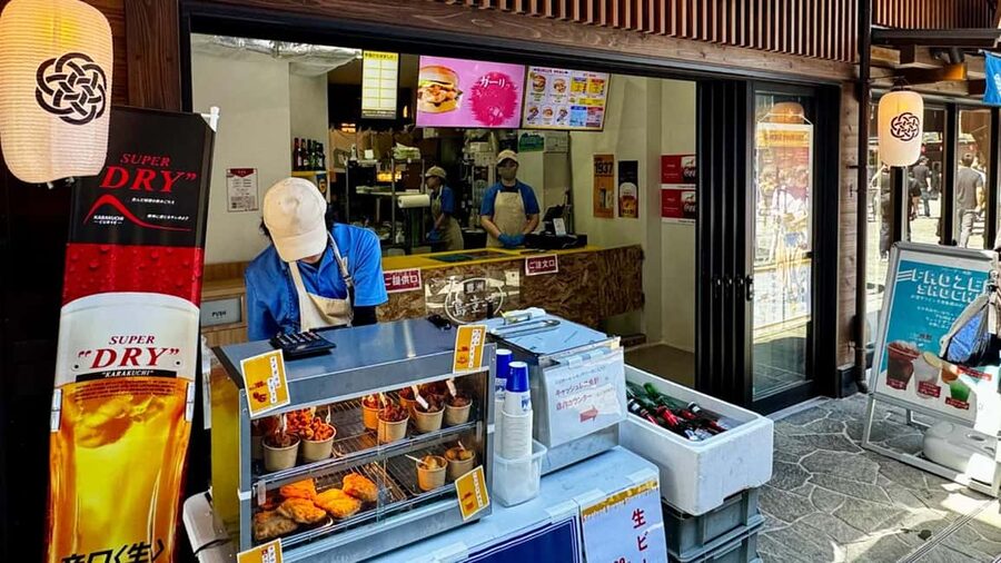 Tokyo: Toyosu Tuna Auction &Tsukiji Market Gourmet Adventure - Getting there before dawn