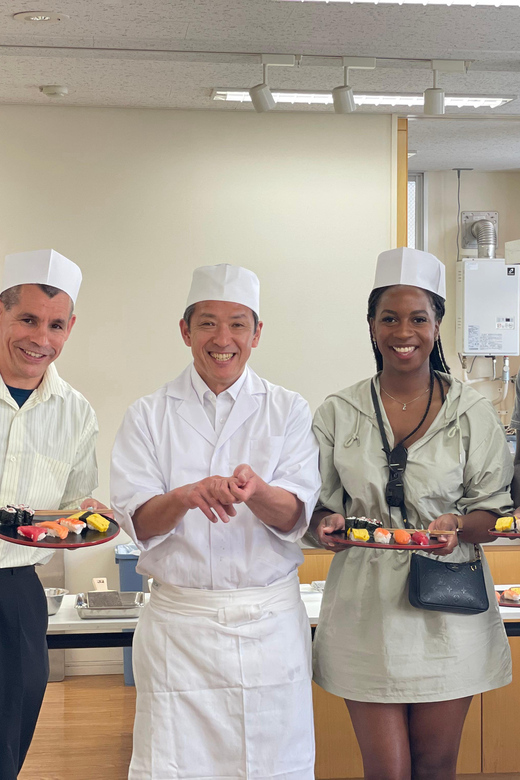 Tokyo: Tsukiji Fish Market Sushi Making Class with Pro Chef - Dietary limits and access details