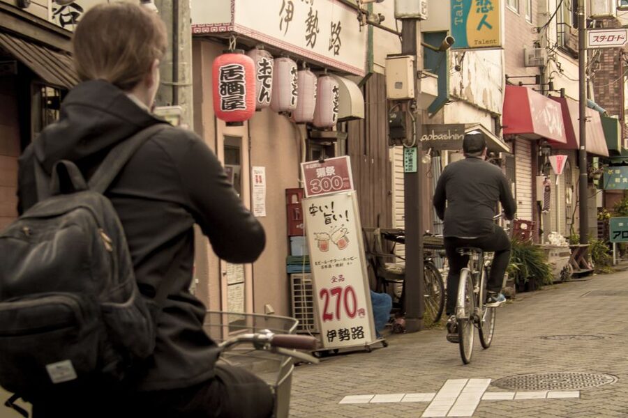 Tokyo: West-Side Cycling and Food Tour with Guide - Nakano by bicycle: local streets instead of headline sights