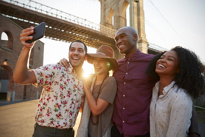 Top Rated Brooklyn Half-Day Food, History & Culture Tour via bus - DUMBO and Brooklyn Bridge Park: the scenic payoff