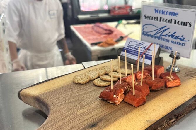 Toronto: St Lawrence Market Food Tour with 6 Food Tastings - What the $73.75 price really covers