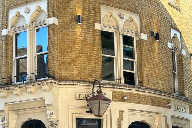 Traditional English Walking Food Tour With London Food Tours - Finishing with cream tea