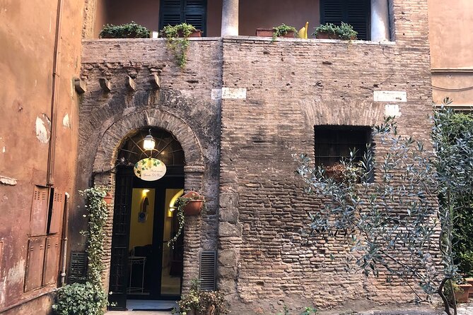 Trastevere Like a Local Food Tour with 7+ Food Tastings & Wines - What you actually eat and drink