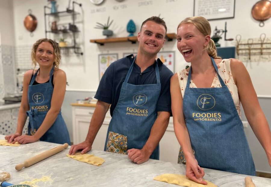 Trastevere Pasta Masterclass with Foodies from Rome - Who should book this class?