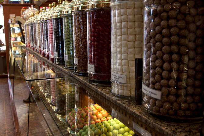 Two Markets, Two Continents with Culinary Backstreets - Toward Moda and a sweet finish