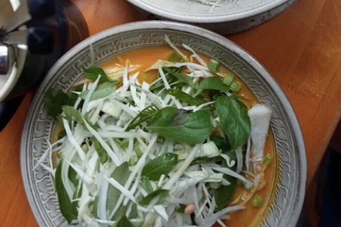 Ultimate Phnom Penh Food Tour by Tuk Tuk: 20 Tastings and Drinks - Bassac Lane and the final cocktail