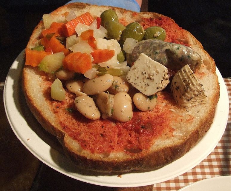 Valletta: Street Food and Culture Walking Tour - Pastizzi and Malta’s everyday snack culture