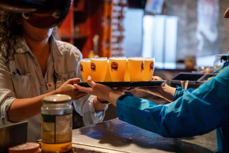 Vancouver: Gastown Historical Walking Food Tour - Four drinks, including wine and beer