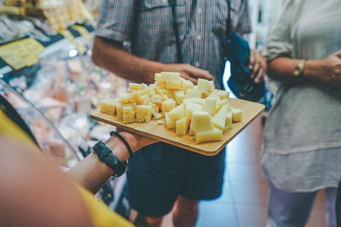 Verona All in one: Food Walking Tour, Lunch & Wine - Pace, group size, and practical planning