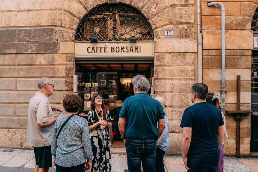 Verona: Food and Wine Tasting Walking Tour - Piazza delle Erbe and small local bites