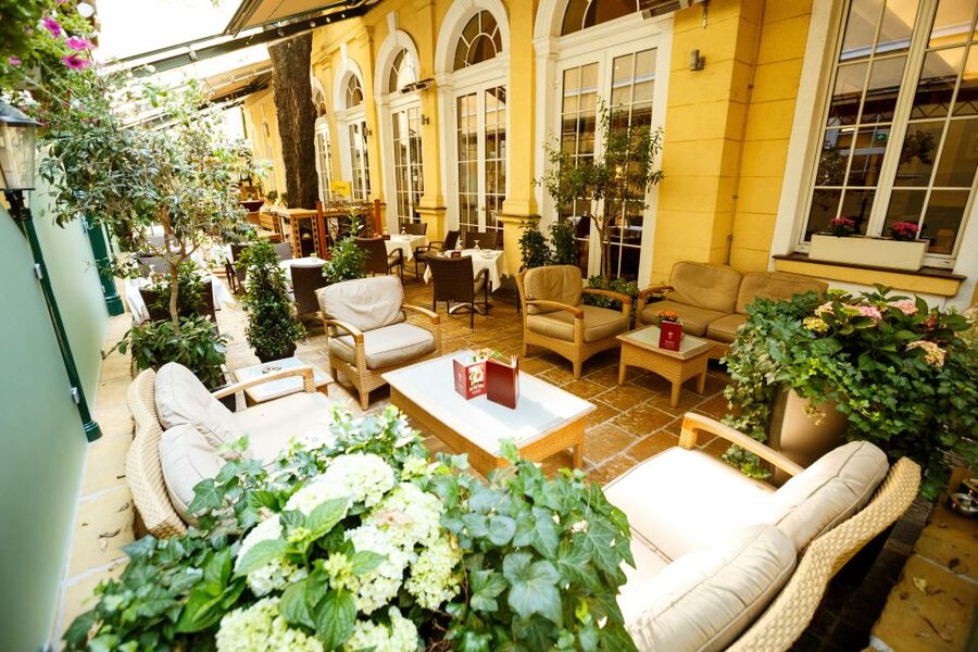 Vienna: Culinary Experience at Restaurant Stefanie - What the included drinks add to the value