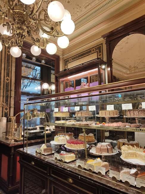 Vienna: The Ultimate Full Meal Austrian Food Tour - The walking route and the amount of information