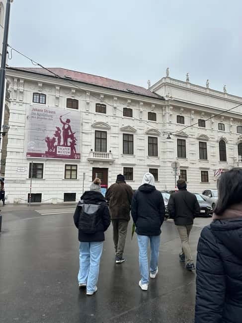 Vienna: The Ultimate Full Meal Austrian Food Tour - The guides make the difference