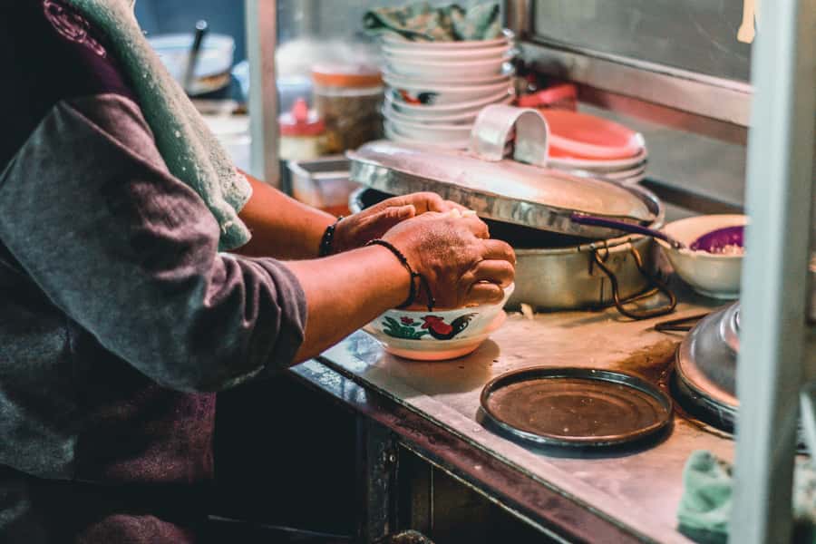 Yogyakarta: Guided City Walk and Food Tour - Who should book this experience?
