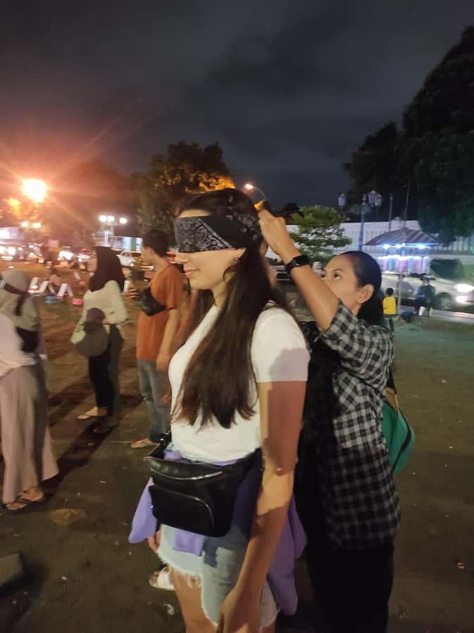 Yogyakarta: Nighttime Walk and Food Tour - The best parts of the evening