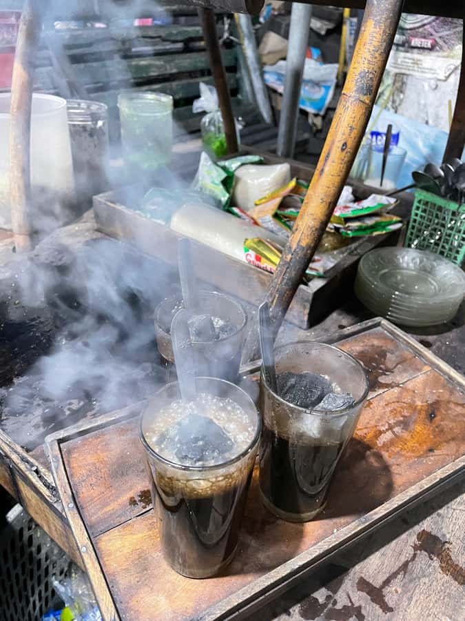 Yogyakarta: Nighttime Walk and Food Tour - Jamu Jawa, a taste of local wellness