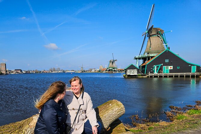 Zaanse Schans and Cheese Tasting Guided Tour from Amsterdam - The clog museum and wooden shoe workshop